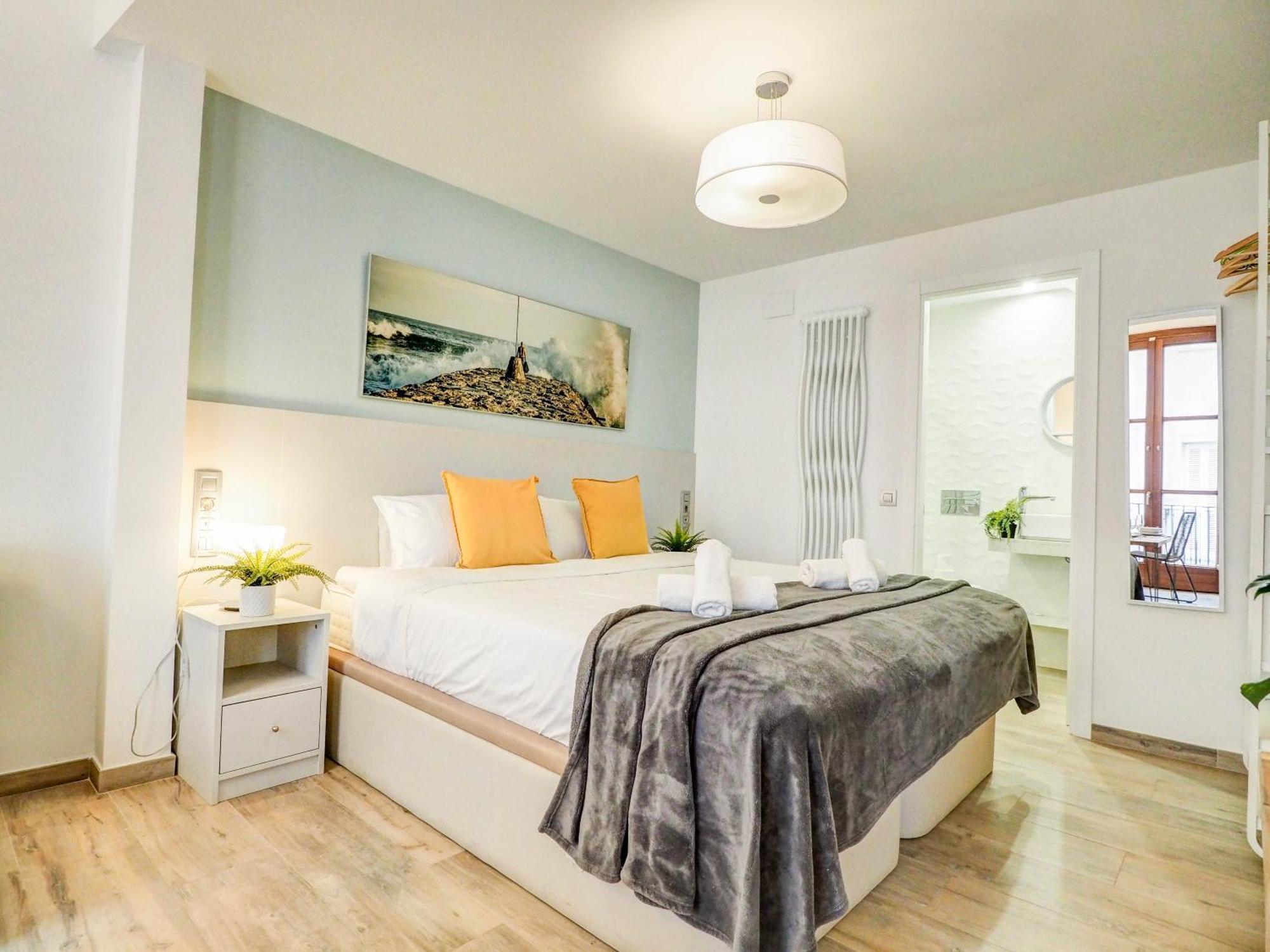 The Green Oasis By Hello Homes Sitges Bagian luar foto