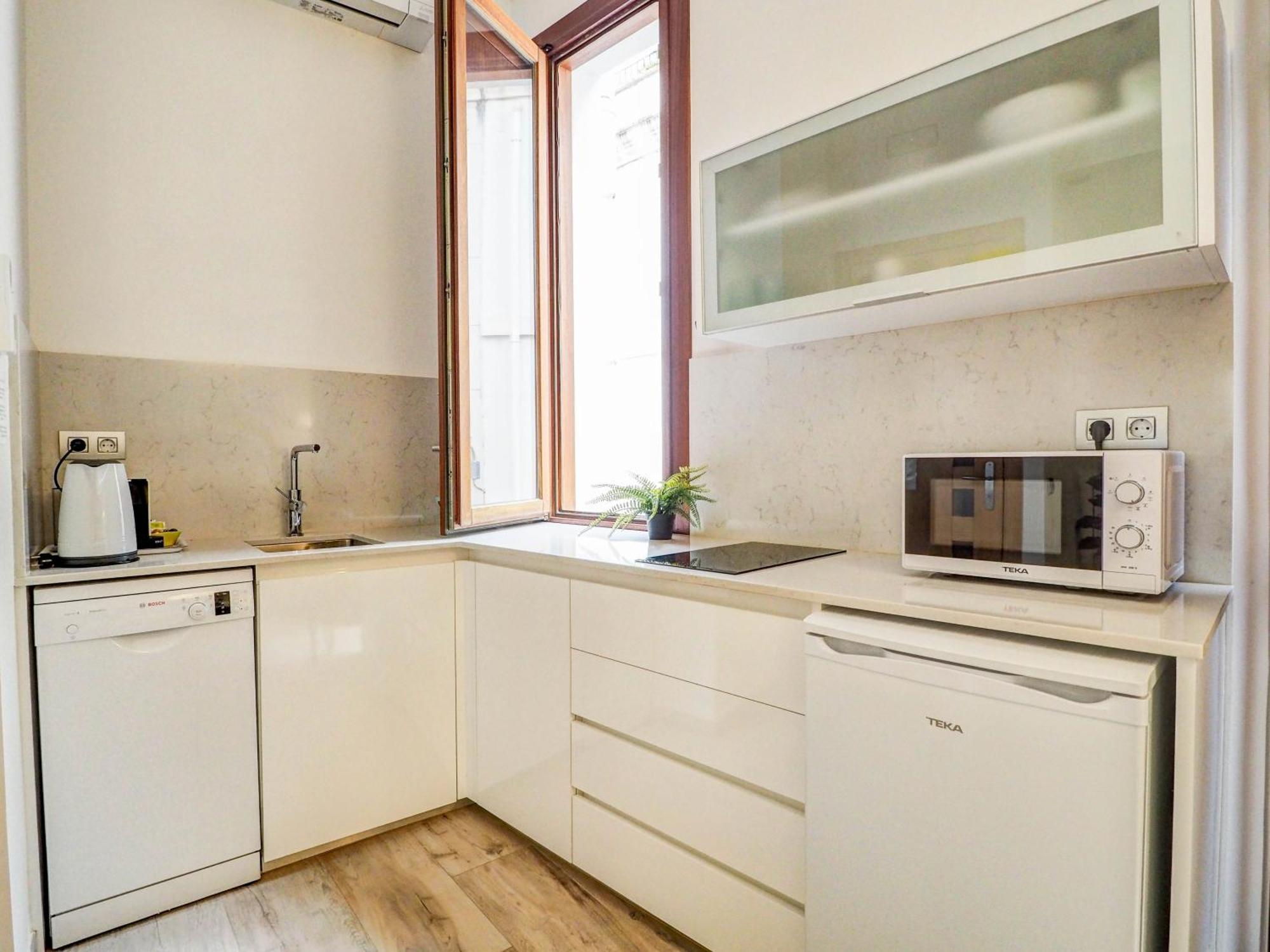 The Green Oasis By Hello Homes Sitges Bagian luar foto